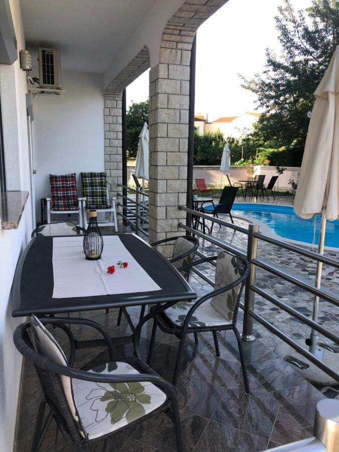 Villa Baldi Tar-Vabriga 外观 照片