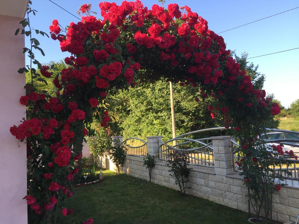 Villa Baldi Tar-Vabriga 外观 照片