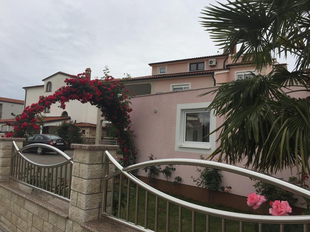 Villa Baldi Tar-Vabriga 外观 照片