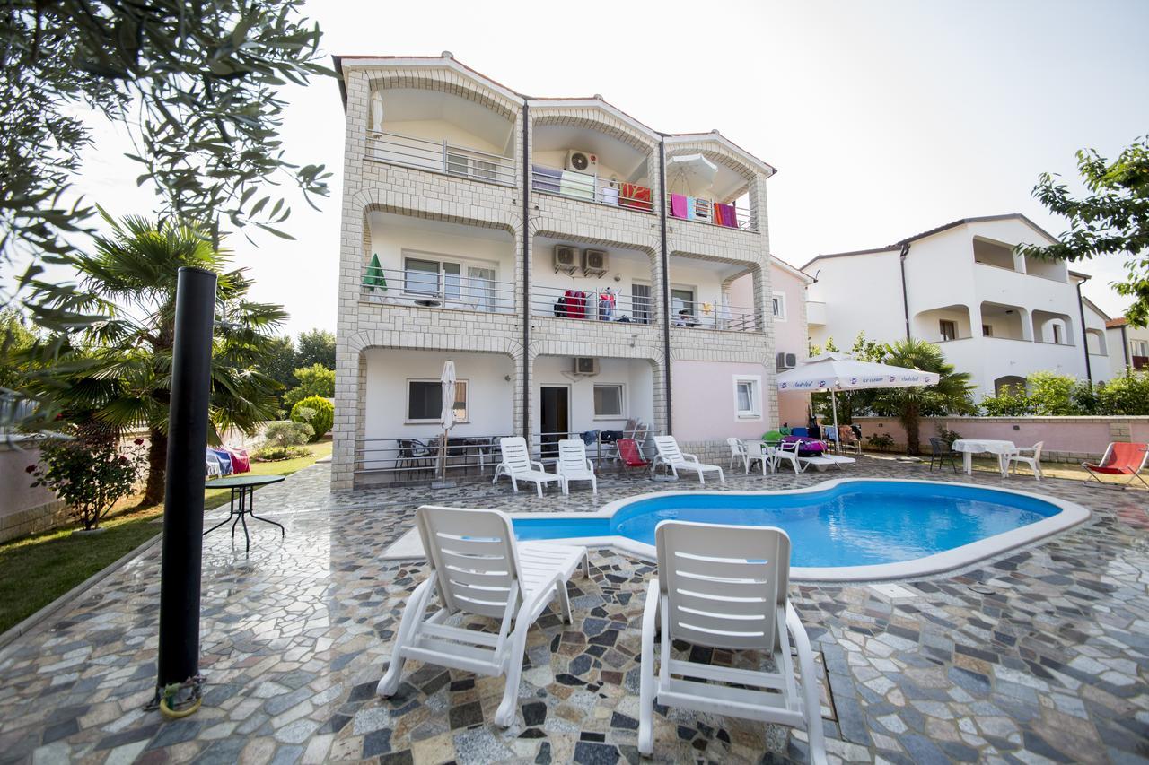 Villa Baldi Tar-Vabriga 外观 照片